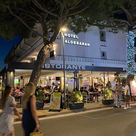 Hotel Aldebaran Lido di Jesolo Exteriör bild