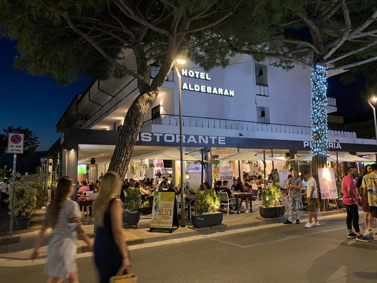 Hotel Aldebaran Lido di Jesolo Exteriör bild