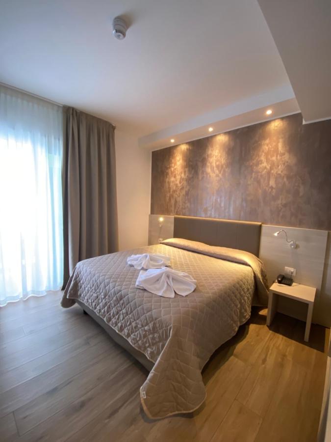 Hotel Aldebaran Lido di Jesolo Exteriör bild