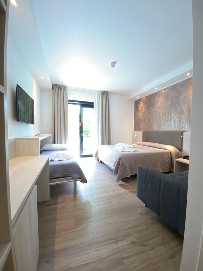 Hotel Aldebaran Lido di Jesolo Exteriör bild