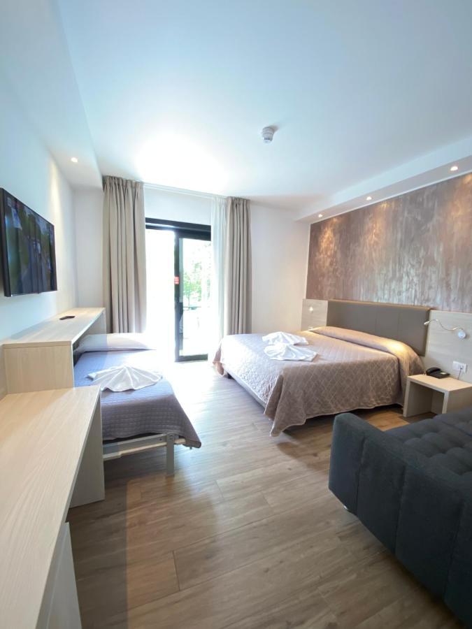 Hotel Aldebaran Lido di Jesolo Exteriör bild
