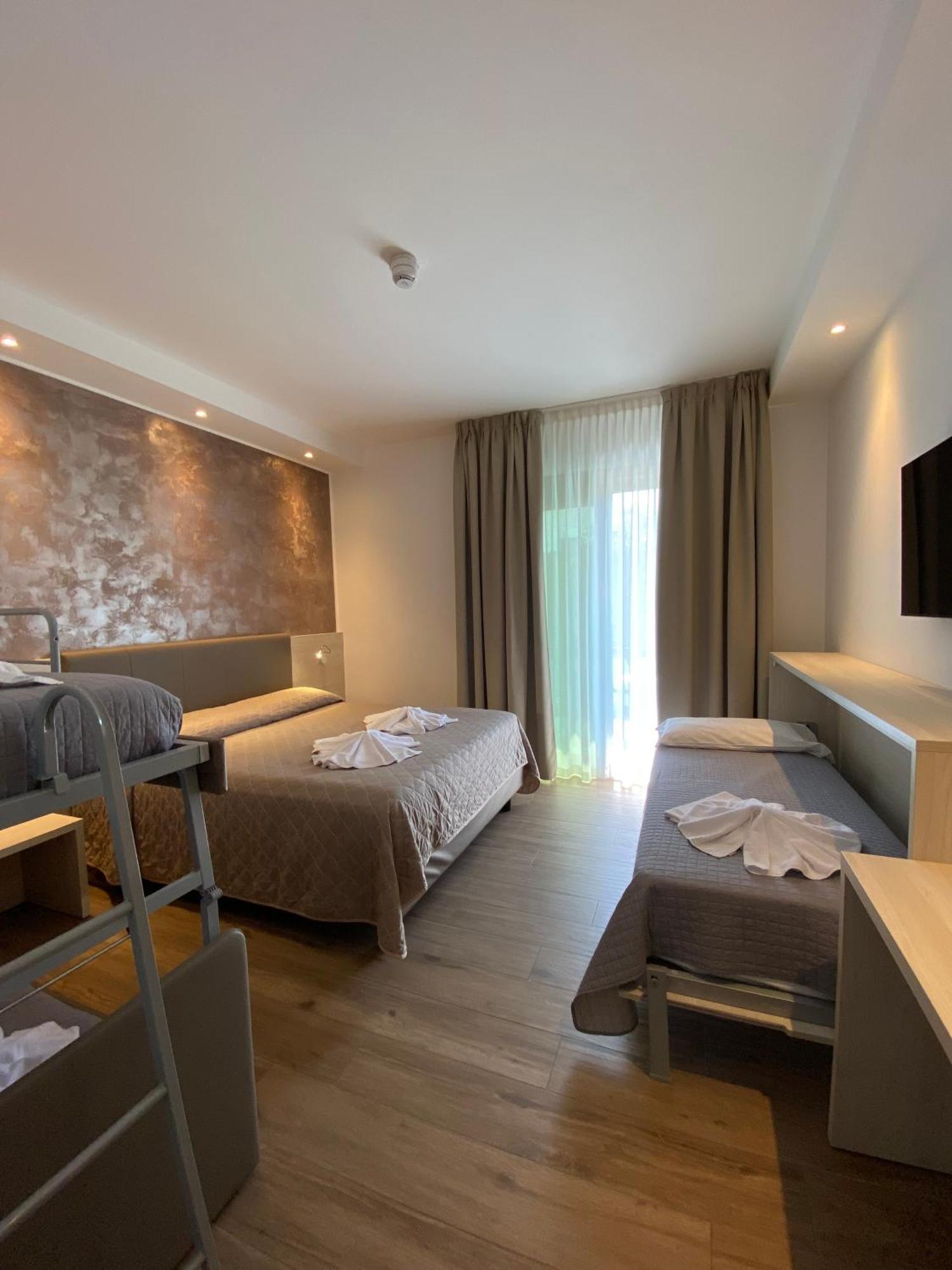 Hotel Aldebaran Lido di Jesolo Exteriör bild