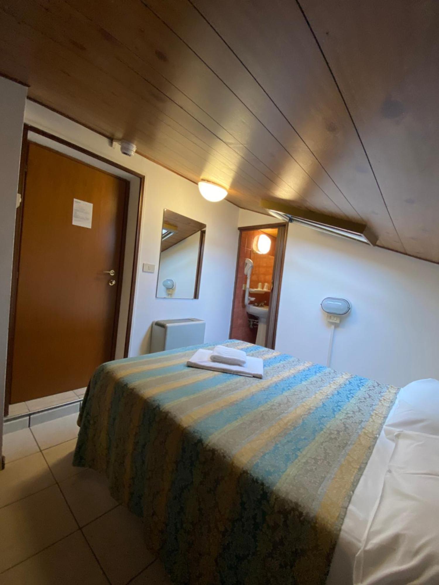 Hotel Aldebaran Lido di Jesolo Rum bild
