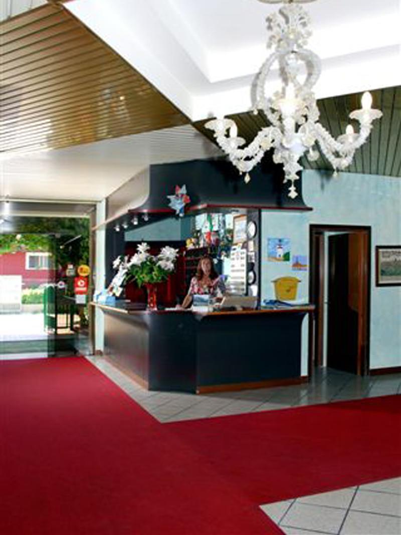 Hotel Aldebaran Lido di Jesolo Exteriör bild